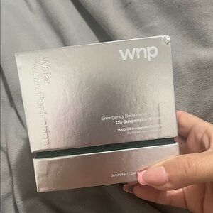 Silver Oil-Suspension Serum